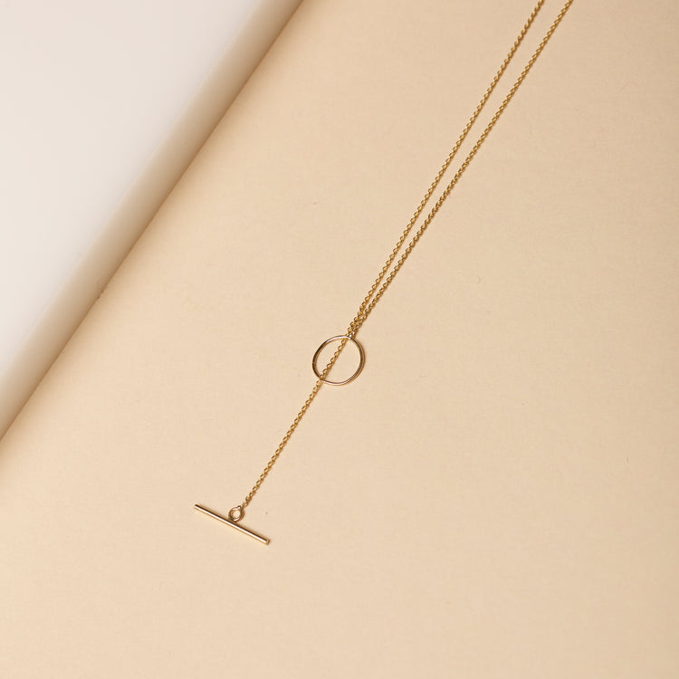 Gold Open Circle Toggle Chain Lariat Necklace