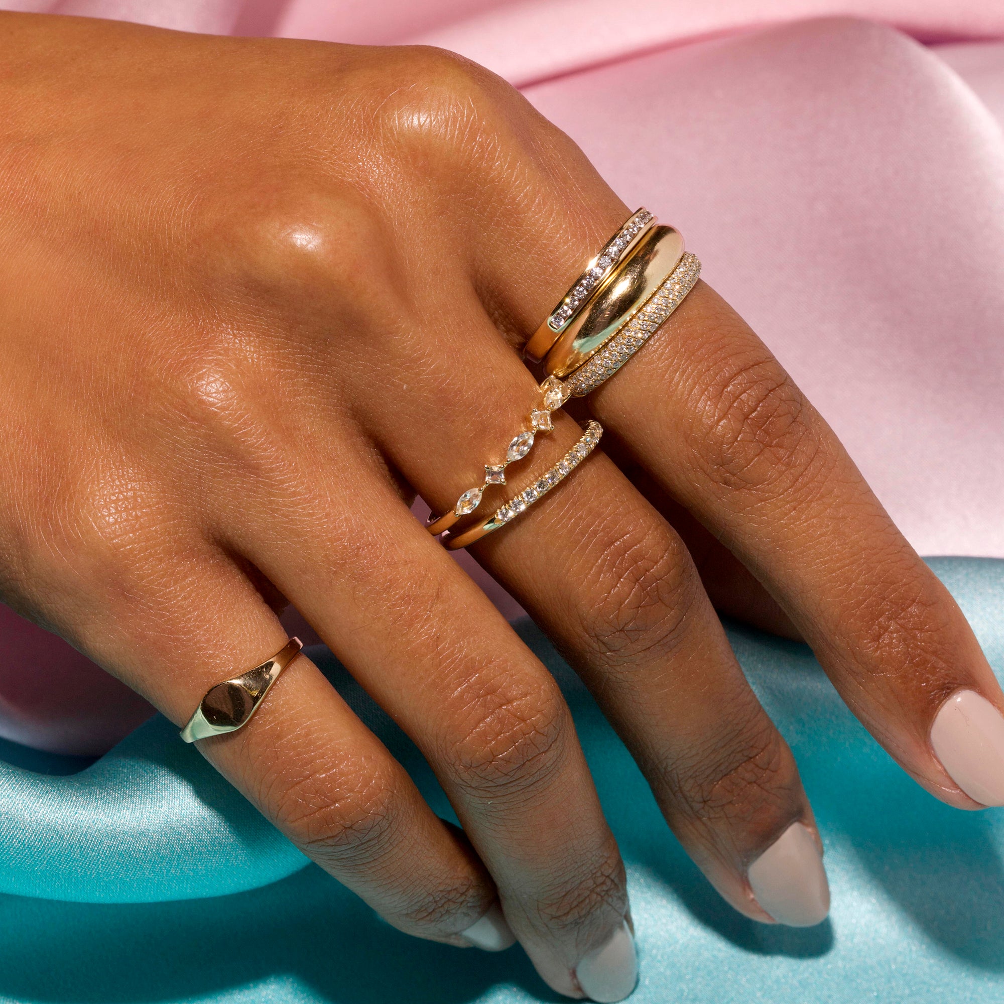 Gold Bombe Ring STONE AND STRAND