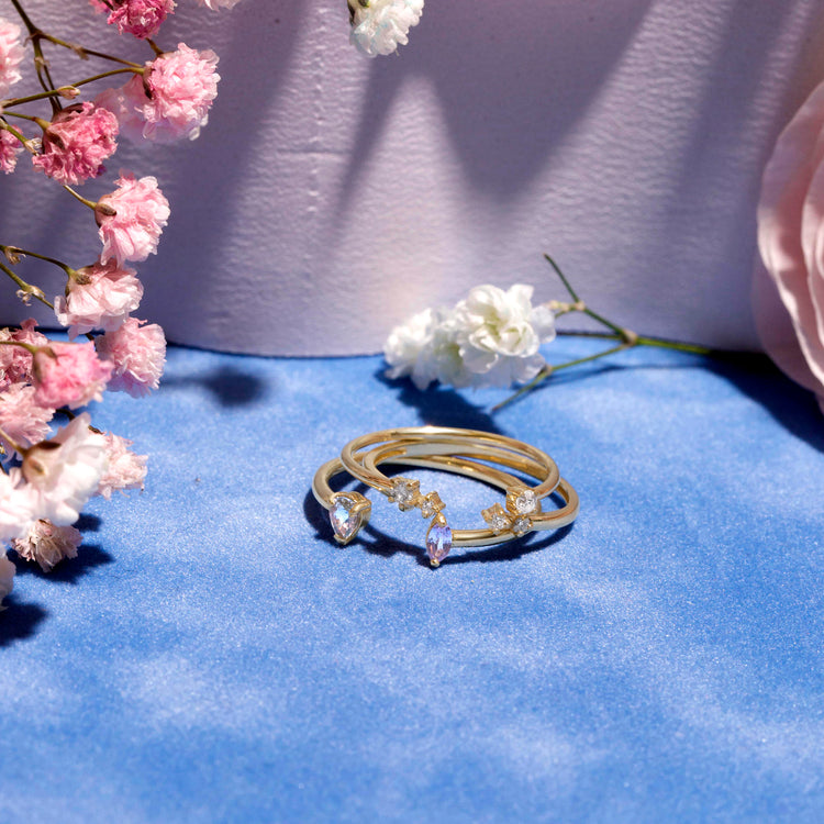 Mind The Gap Open Gemstone Ring