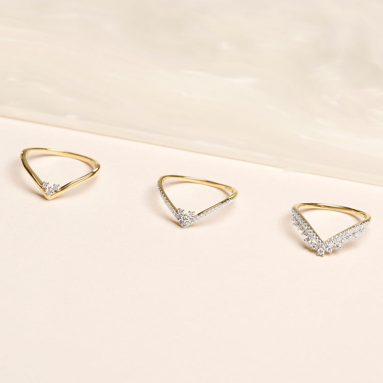 Pave Diamond Curve Band