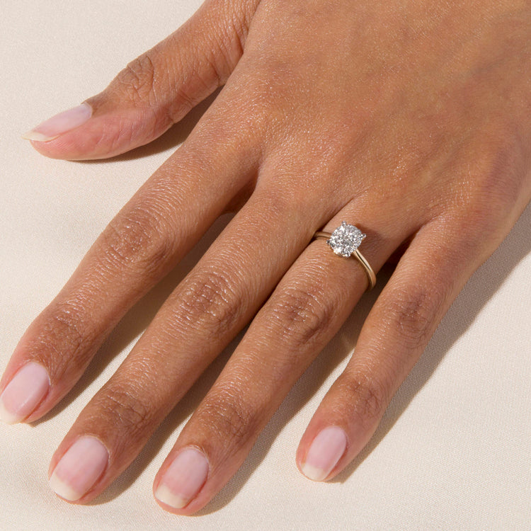 Image of 14K Yellow Gold The Sophia Ring on Models Hand