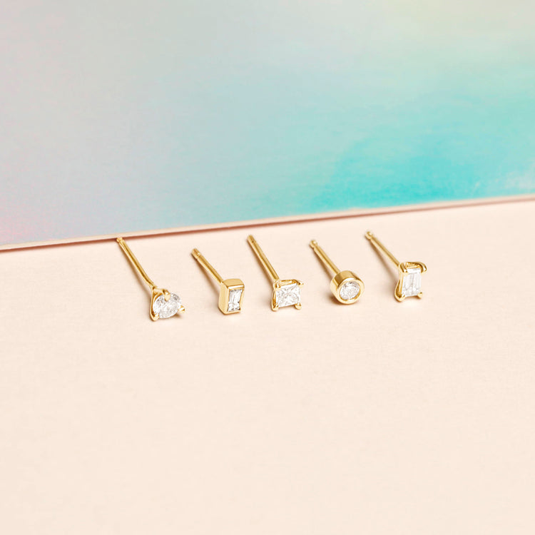 Tiny Baguette Diamond Stud