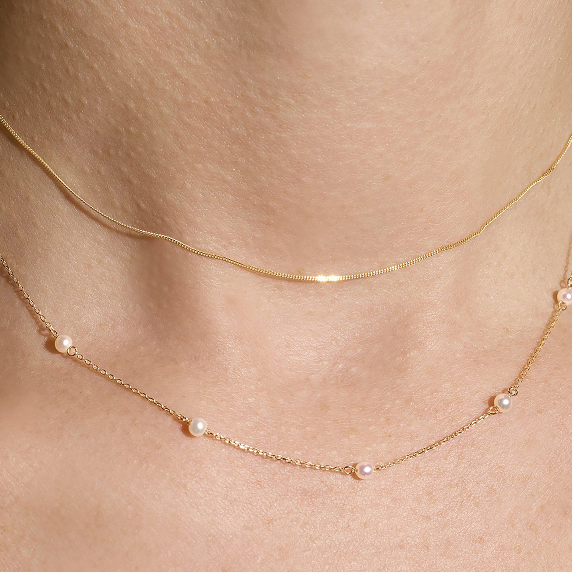 Necklaces - Chokers and Pearl Necklaces