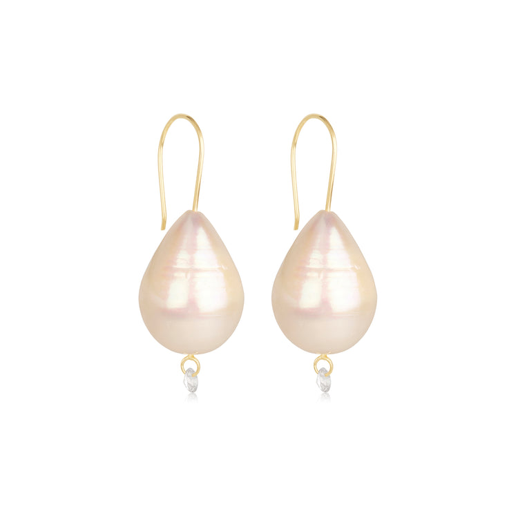 pearl drop earrings 